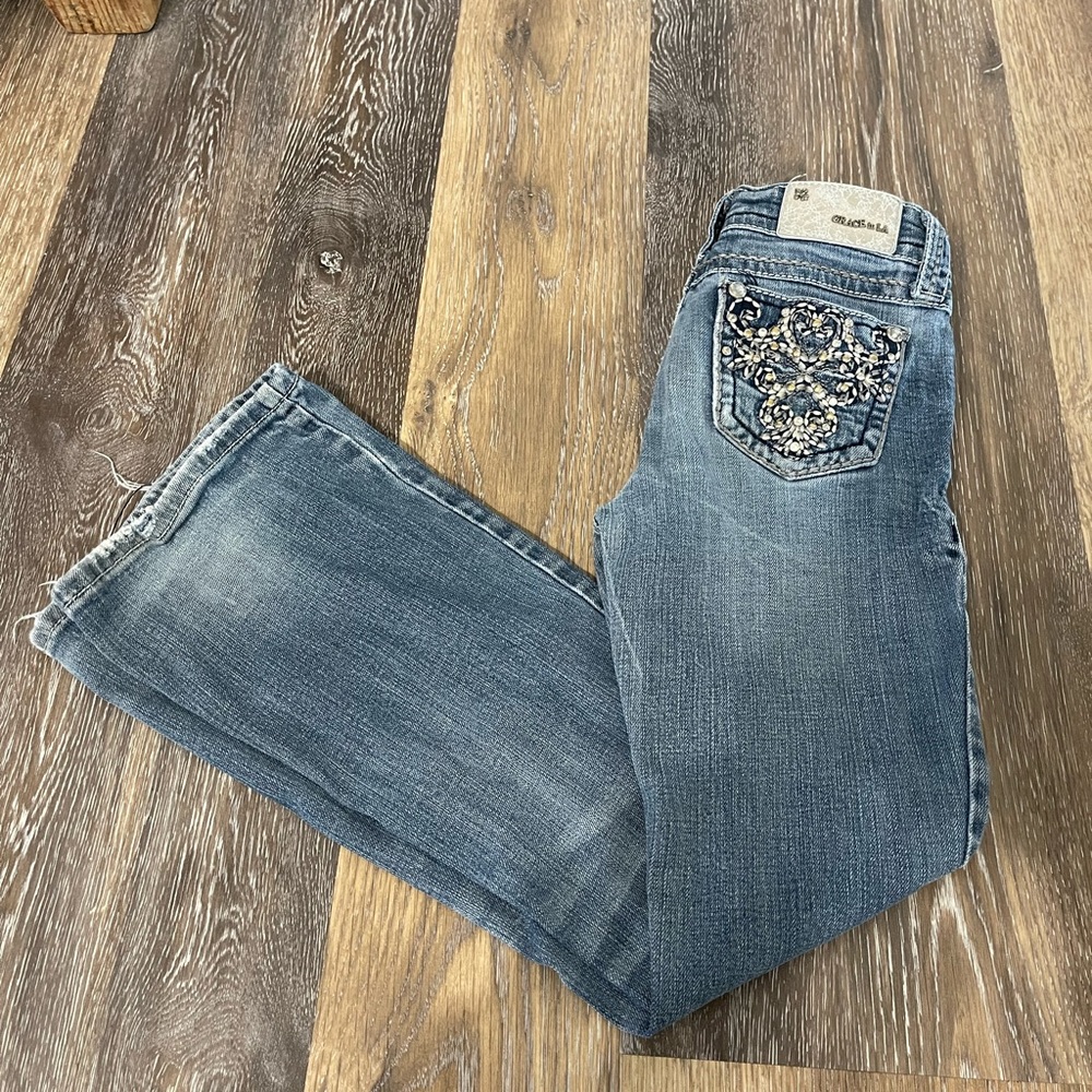 Girls Grace in LA jeans